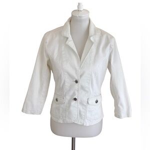 White jean jacket with three-quarter length sleeve